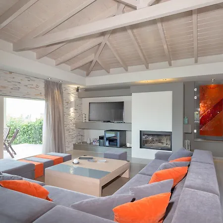 Corfu Luxury Kokkini Vila *