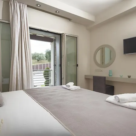 Corfu Luxury Kokkini Vila *