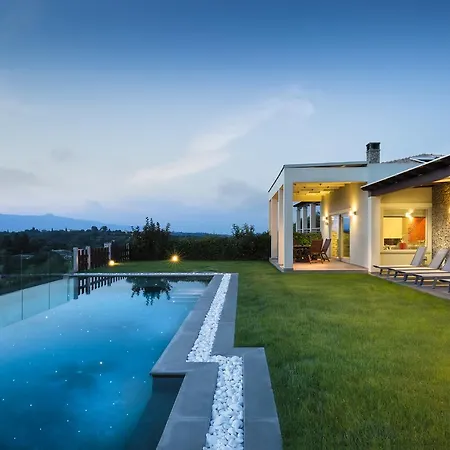 Corfu Luxury Kokkini Vila Kokkínion
